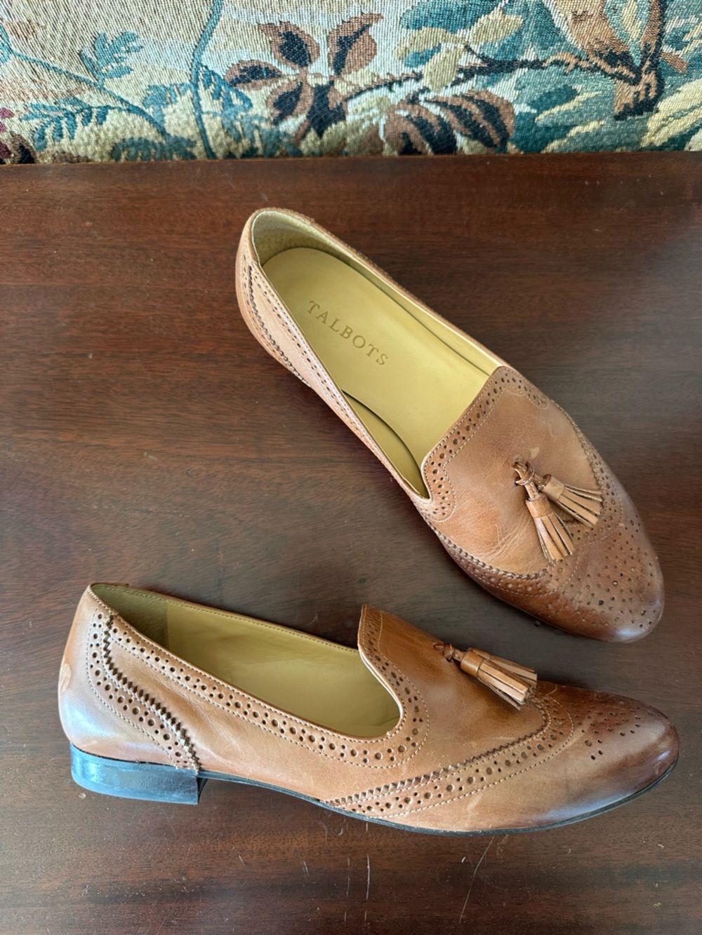 Talbots Frannie Spectator Leather Tassel Loafers 8.5 Broguing Cognac Brown flats